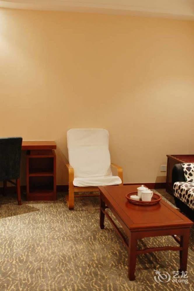 Byfond 3*
